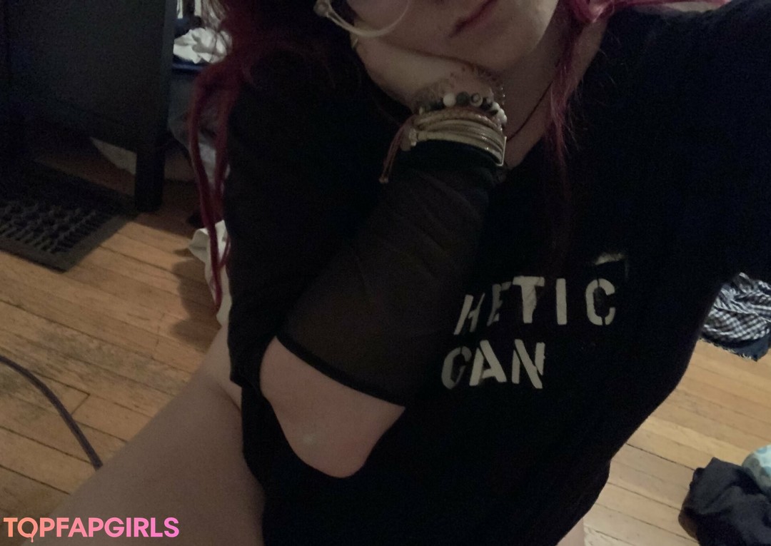 Foto desnuda filtrada de OnlyFans de Lucigonewild #82 Foto desnuda filtrada de OnlyFans de Lucigonewild #82