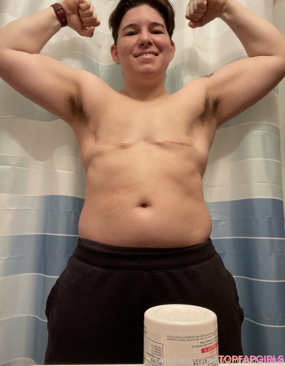 Foto desnuda filtrada de OnlyFans de Butchdaddypump #2 Foto desnuda filtrada de OnlyFans de Butchdaddypump #2