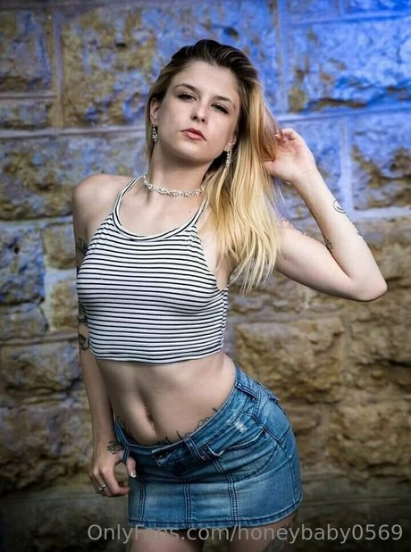 Foto desnuda filtrada de OnlyFans de Honeybaby0569