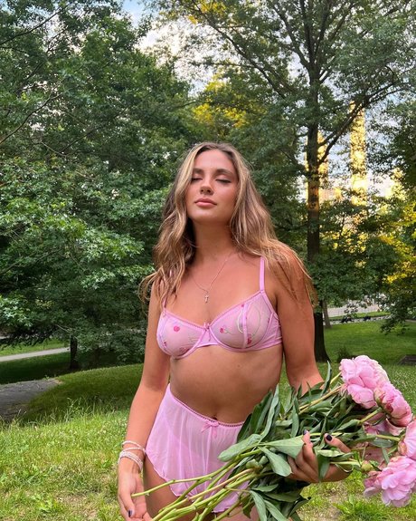 Foto desnuda filtrada de OnlyFans de Karina Achaeva