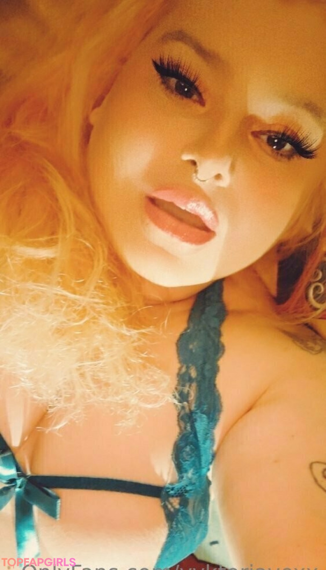 Foto desnuda filtrada de OnlyFans de Vyktoriavexx #47 Foto desnuda filtrada de OnlyFans de Vyktoriavexx #47