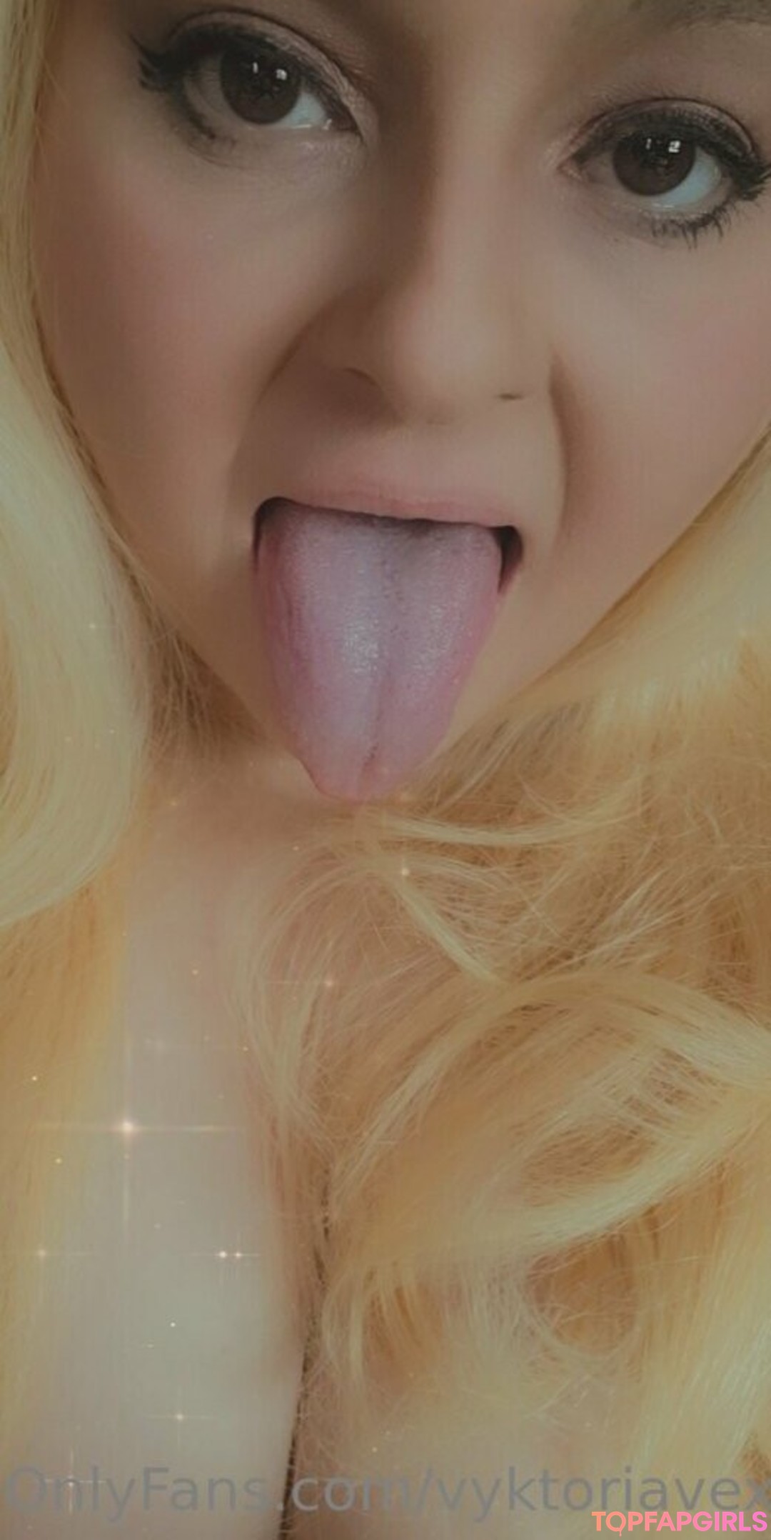 Foto desnuda filtrada de OnlyFans de Vyktoriavexx #54 Foto desnuda filtrada de OnlyFans de Vyktoriavexx #54