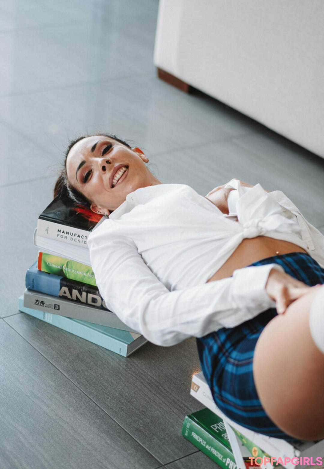 Foto desnuda filtrada de OnlyFans de Leylalewis #3 Foto desnuda filtrada de OnlyFans de Leylalewis #3