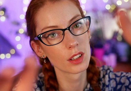 Miss Chloe Asmr
