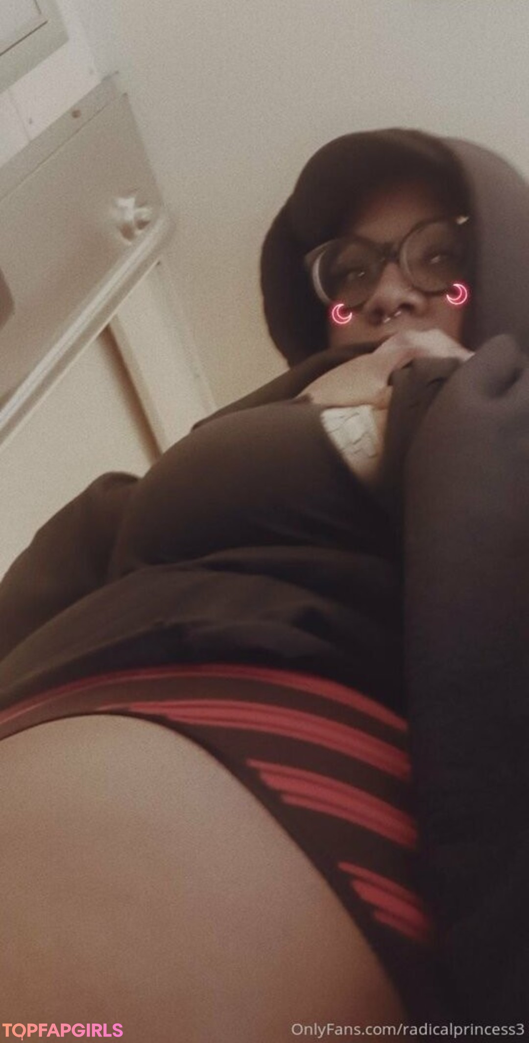 Foto desnuda filtrada de OnlyFans de Radicalprincess3 #83 Foto desnuda filtrada de OnlyFans de Radicalprincess3 #83