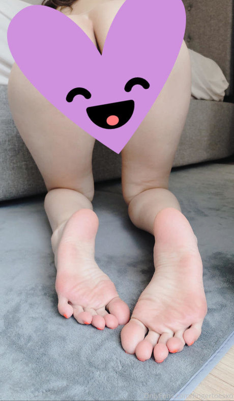Foto desnuda filtrada de OnlyFans de Fingertoesxo