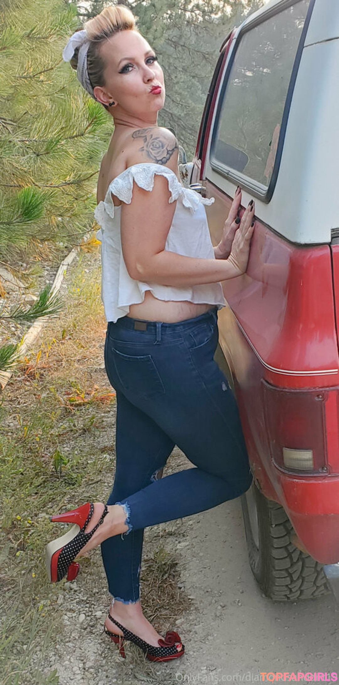 Foto desnuda filtrada de OnlyFans de Diamondsanddirt19 #29 Foto desnuda filtrada de OnlyFans de Diamondsanddirt19 #29