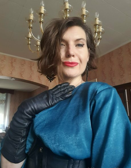 Foto desnuda filtrada de OnlyFans de Mistresselena