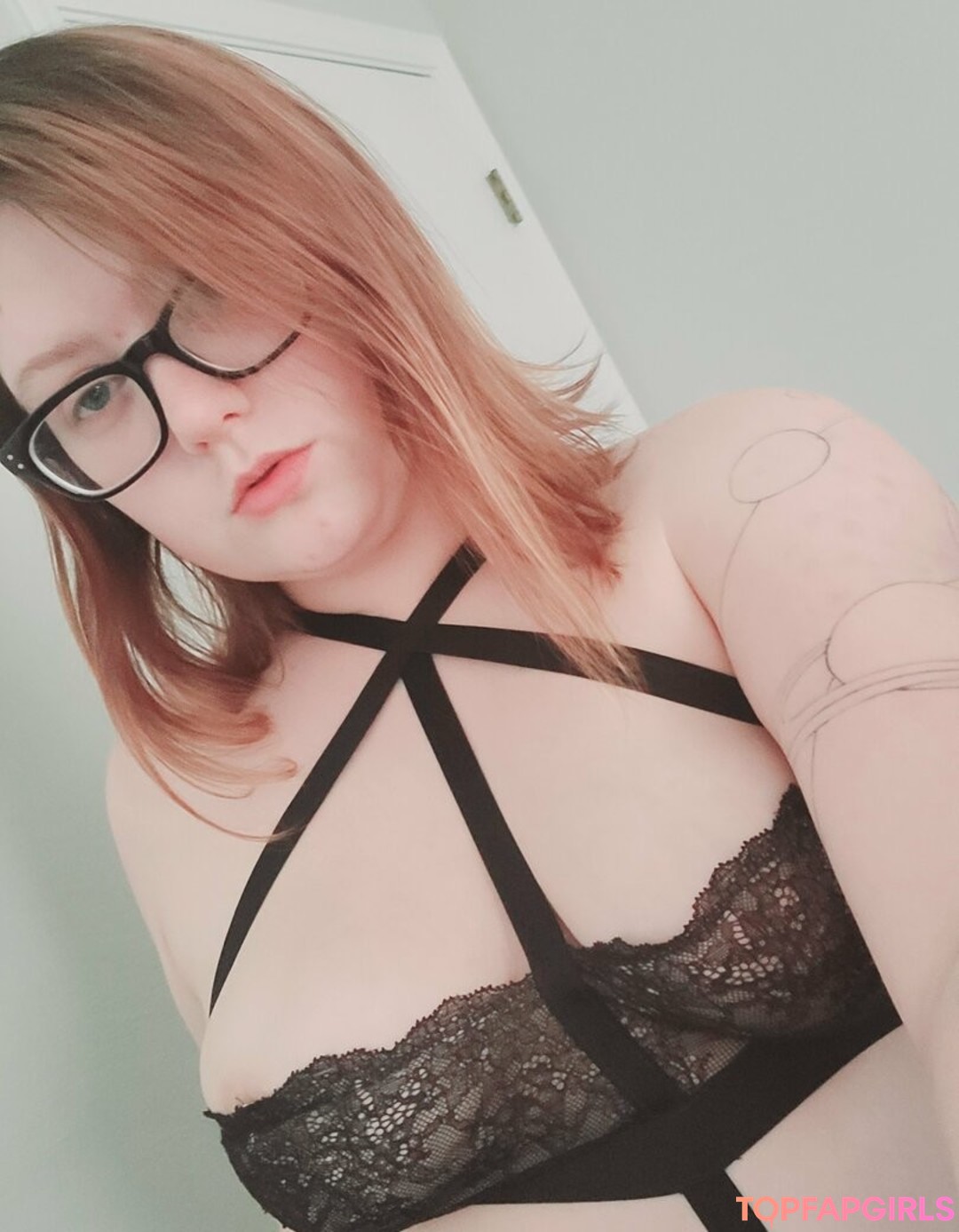 Foto desnuda filtrada de OnlyFans de Elizabethlily19 #115 Foto desnuda filtrada de OnlyFans de Elizabethlily19 #115