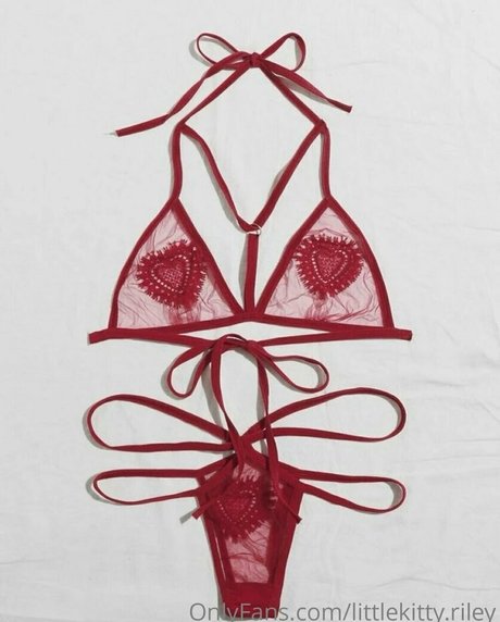 Foto desnuda filtrada de OnlyFans de Littlekittyriley