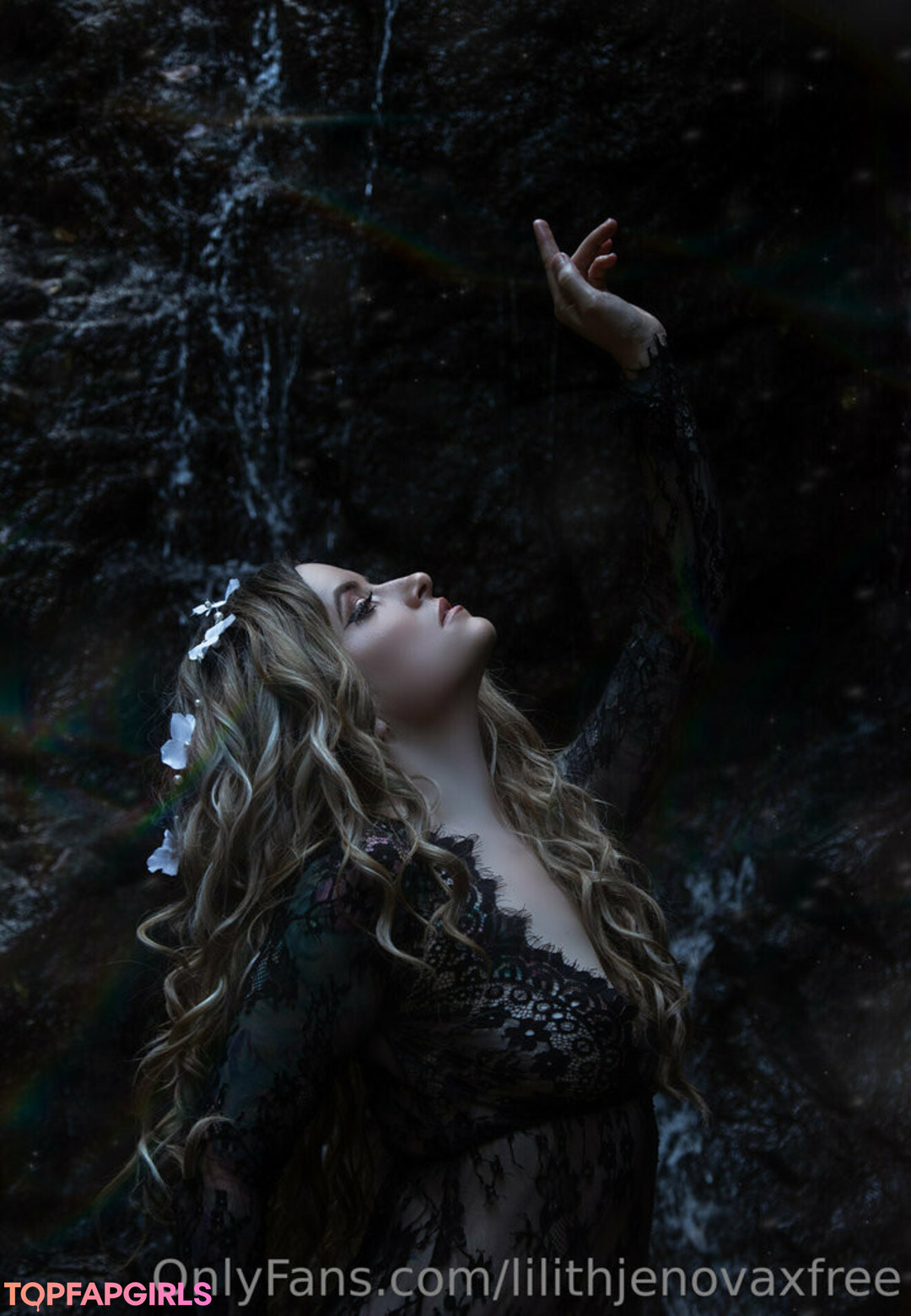Foto desnuda filtrada de OnlyFans de Lilithjenovaxfree #2 Foto desnuda filtrada de OnlyFans de Lilithjenovaxfree #2