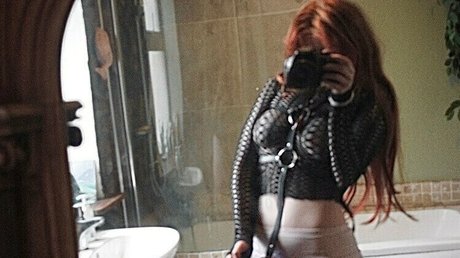 Foto desnuda filtrada de OnlyFans de Reddkitty
