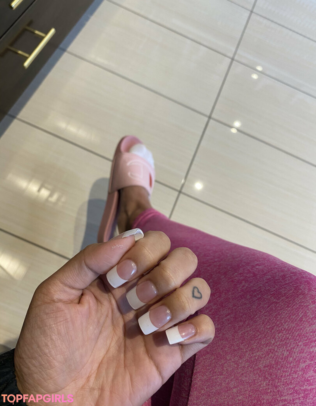 Foto desnuda filtrada de OnlyFans de Jasminegtv #125 Foto desnuda filtrada de OnlyFans de Jasminegtv #125