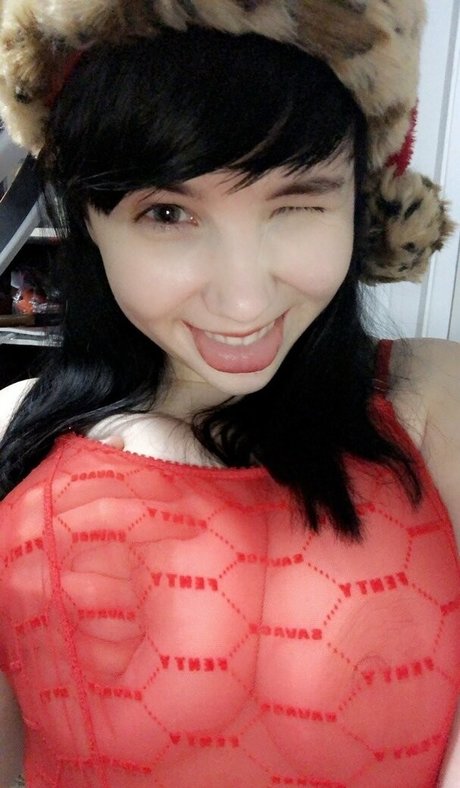 Foto desnuda filtrada de OnlyFans de Invadernoodles