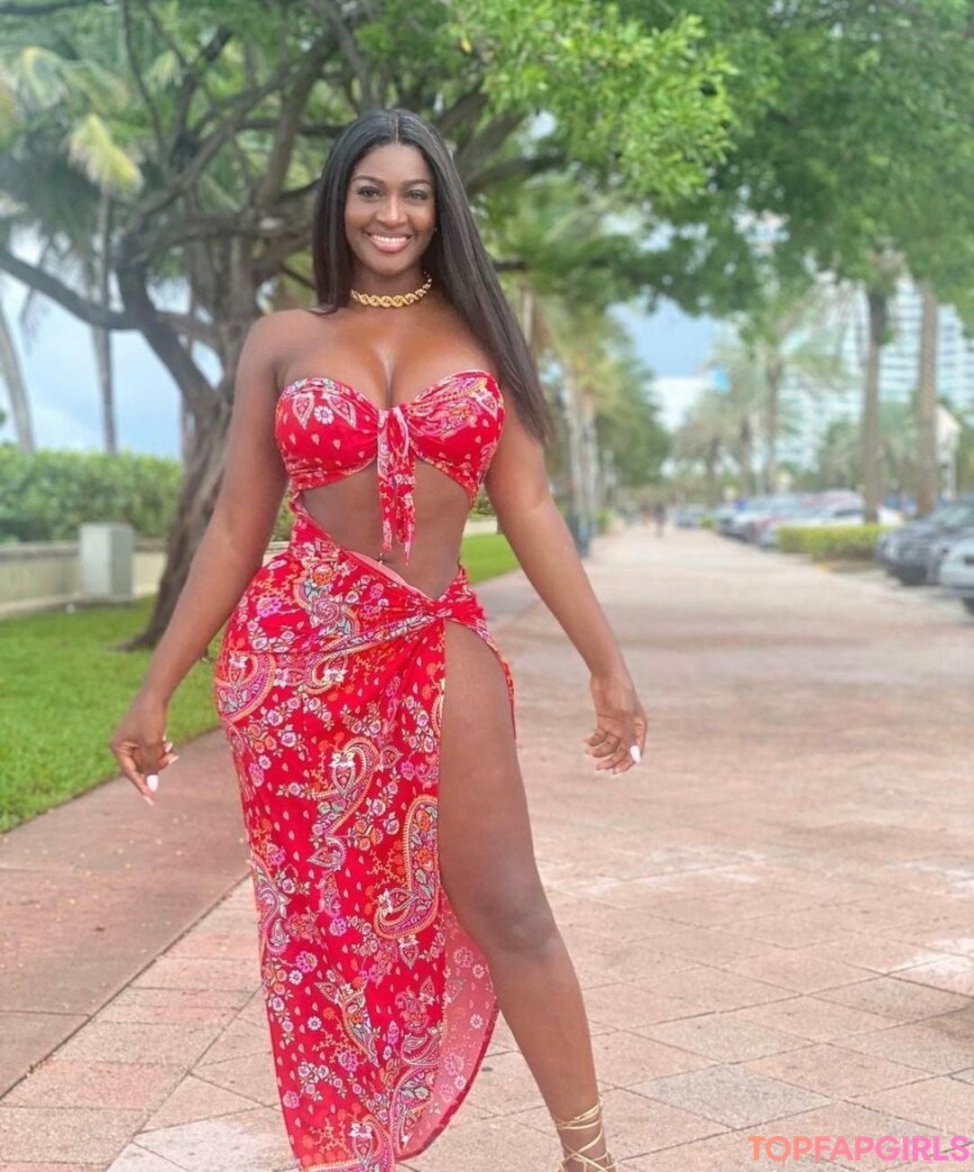 Foto desnuda filtrada de OnlyFans de Babeth Lando #24 Foto desnuda filtrada de OnlyFans de Babeth Lando #24