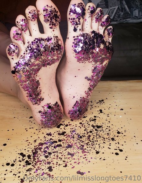 Lilmisslongtoes7410