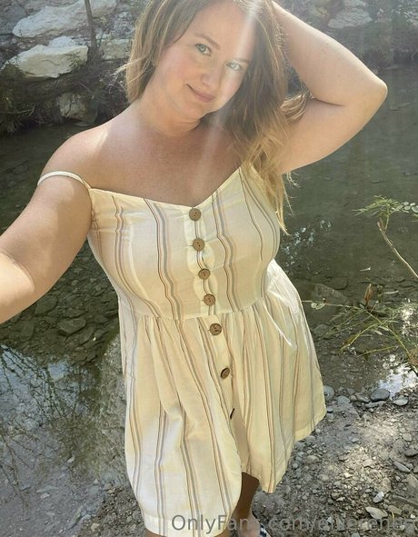 Foto desnuda filtrada de OnlyFans de Forced2be40