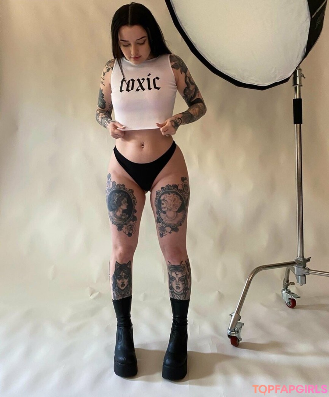 Foto desnuda filtrada de OnlyFans de Aprilalex666 #10 Foto desnuda filtrada de OnlyFans de Aprilalex666 #10