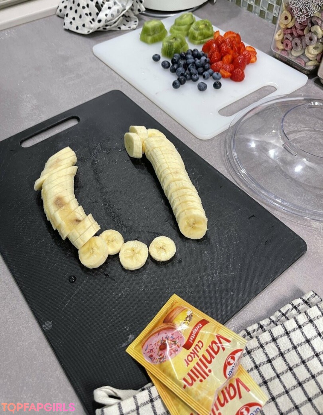 Foto desnuda filtrada de OnlyFans de Realtiffany #332 Foto desnuda filtrada de OnlyFans de Realtiffany #332