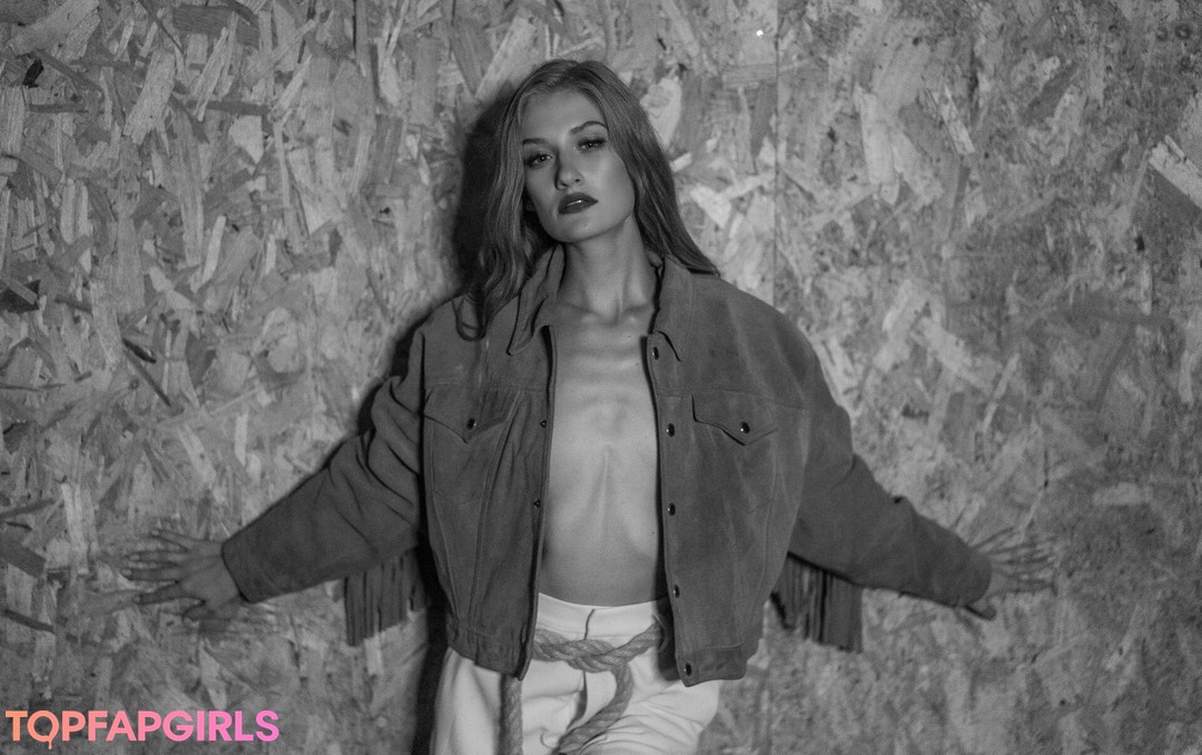 Foto desnuda filtrada de OnlyFans de Realtiffany #364 Foto desnuda filtrada de OnlyFans de Realtiffany #364