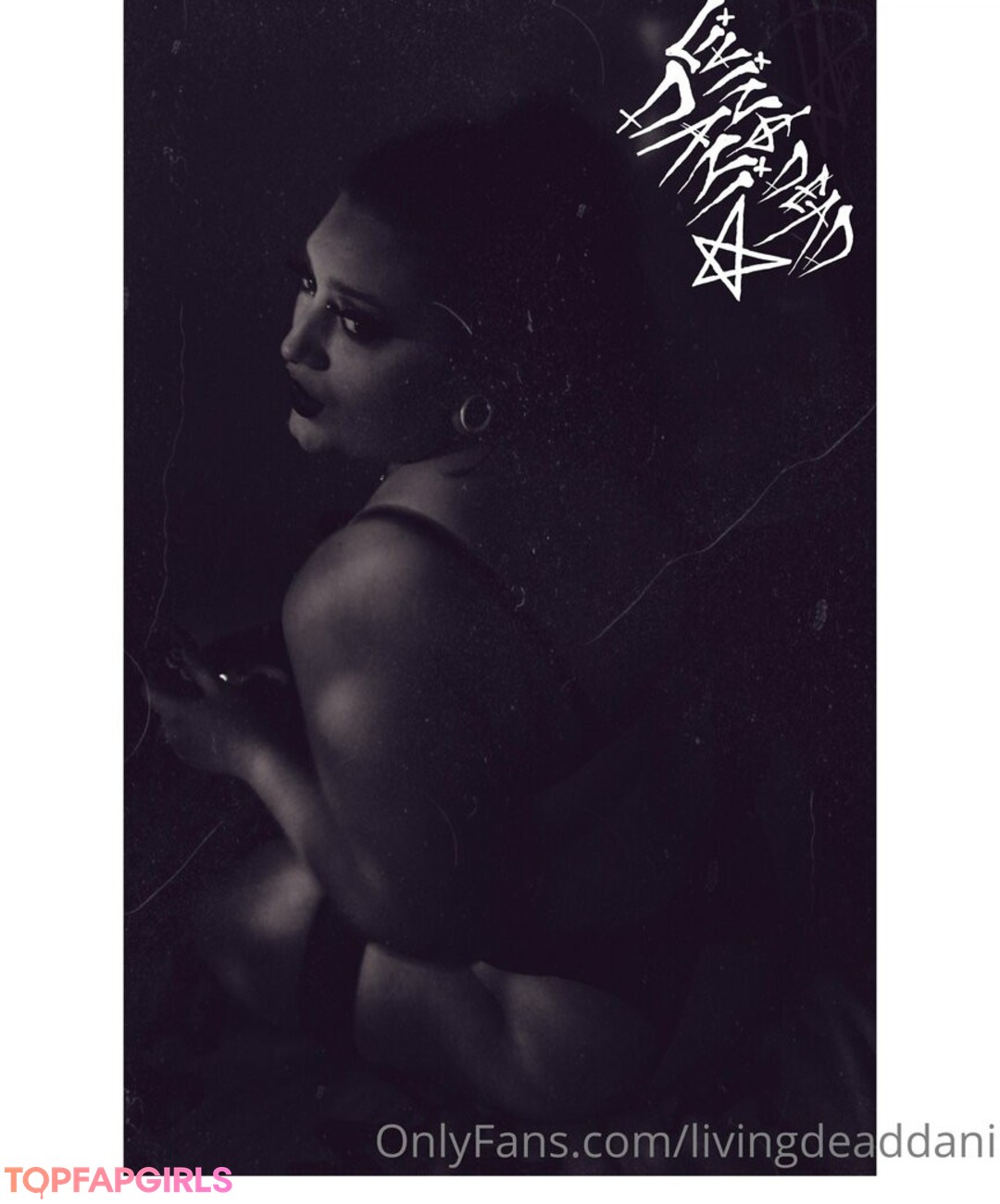 Foto desnuda filtrada de OnlyFans de Livingdeaddani #1 Foto desnuda filtrada de OnlyFans de Livingdeaddani #1