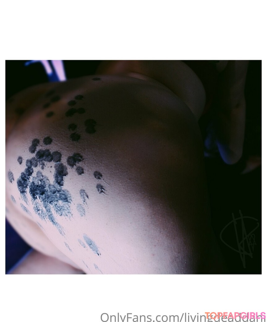 Foto desnuda filtrada de OnlyFans de Livingdeaddani #6 Foto desnuda filtrada de OnlyFans de Livingdeaddani #6
