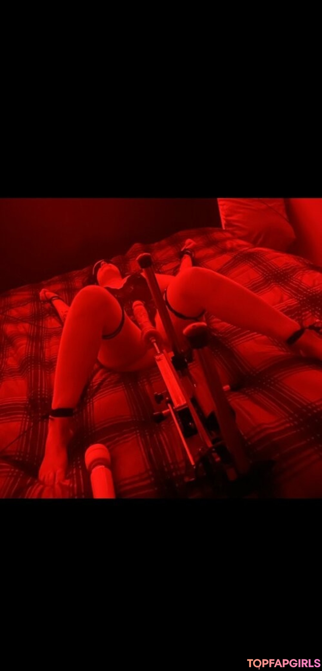 Foto desnuda filtrada de OnlyFans de Seeellieplay100 #7 Foto desnuda filtrada de OnlyFans de Seeellieplay100 #7