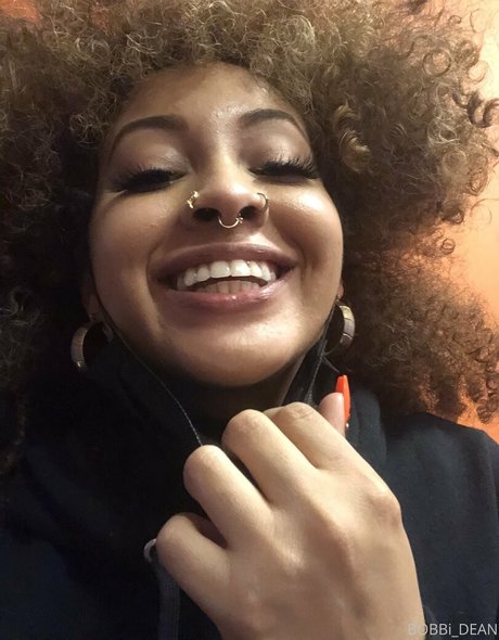 Bobbi_dean