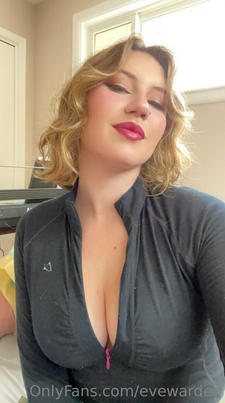 Eve Warden