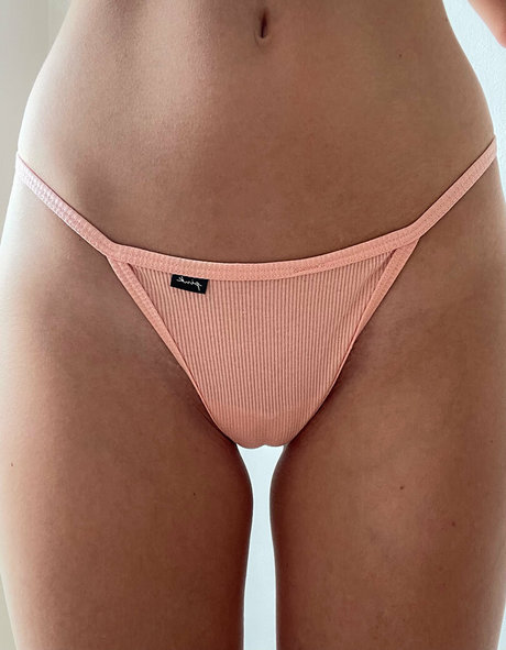 Foto desnuda filtrada de OnlyFans de Yourmimifree