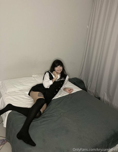 Foto desnuda filtrada de OnlyFans de Kryzarehfree