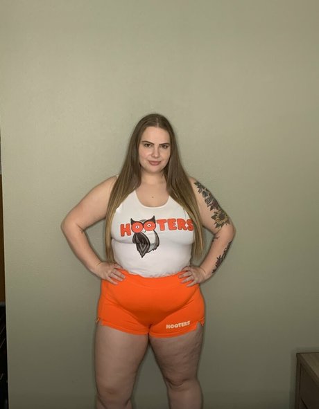 Burstingbabe