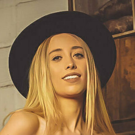 Samanthalynnmodel