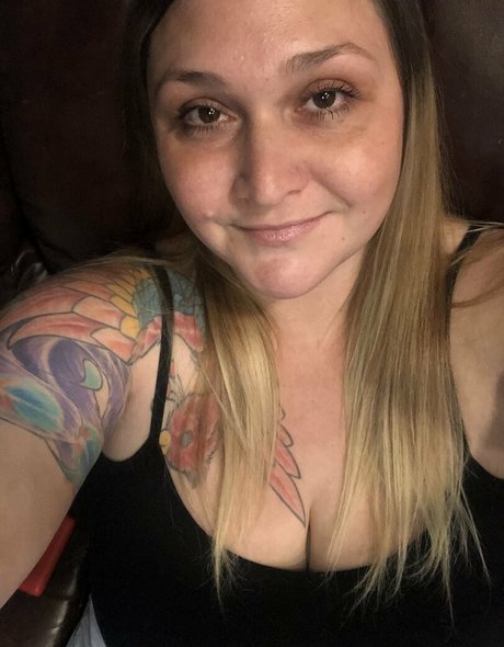 Foto desnuda filtrada de OnlyFans de Avadollxxx