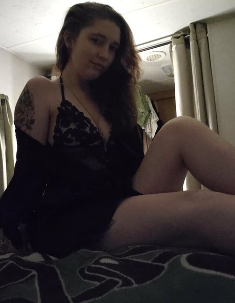 Foto desnuda filtrada de OnlyFans de Cherrybomb1997