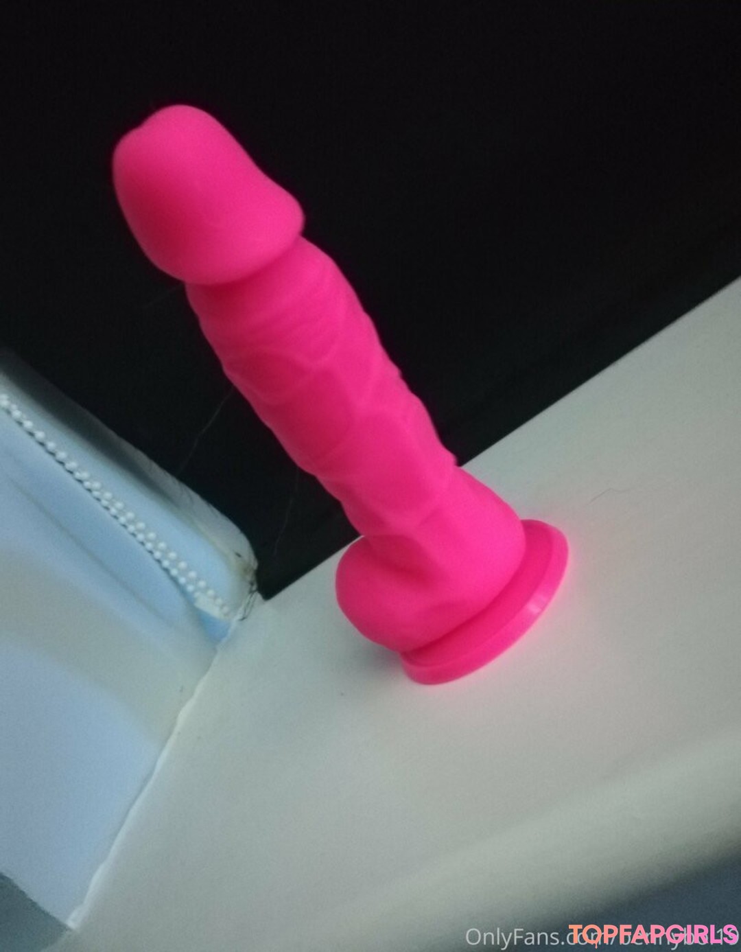 Foto desnuda filtrada de OnlyFans de Bennyboi19 #35 Foto desnuda filtrada de OnlyFans de Bennyboi19 #35
