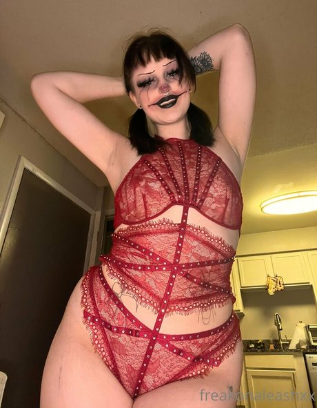 Freakonaleashxx