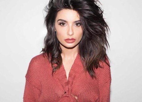 Mikaela Hoover