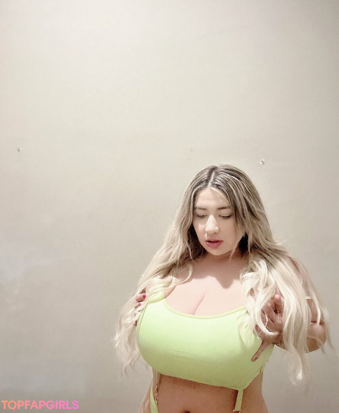 Foto desnuda filtrada de OnlyFans de Jazmin Gurrola #306 Foto desnuda filtrada de OnlyFans de Jazmin Gurrola #306