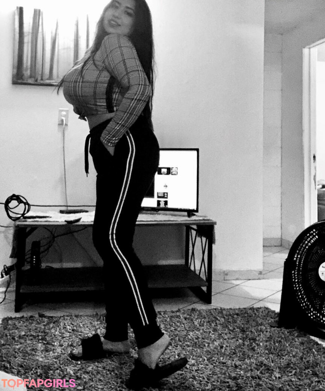 Foto desnuda filtrada de OnlyFans de Jazmin Gurrola #405 Foto desnuda filtrada de OnlyFans de Jazmin Gurrola #405