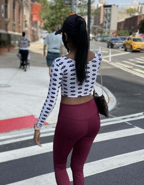 Foto desnuda filtrada de OnlyFans de Serenasahirnyc
