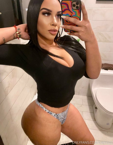 Foto desnuda filtrada de OnlyFans de Kaeeexx