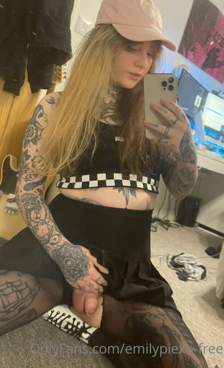 Emilypiexofree
