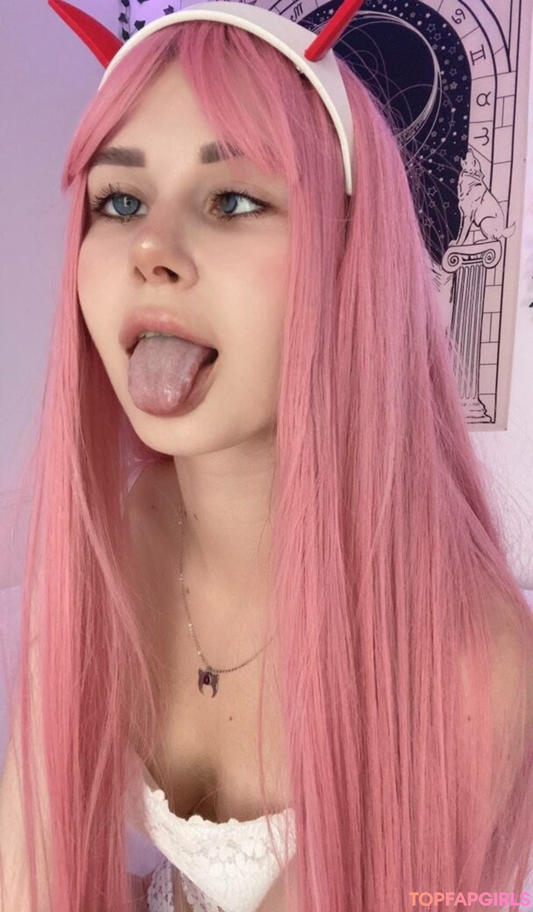 Foto desnuda filtrada de OnlyFans de Succubusnya #21 Foto desnuda filtrada de OnlyFans de Succubusnya #21