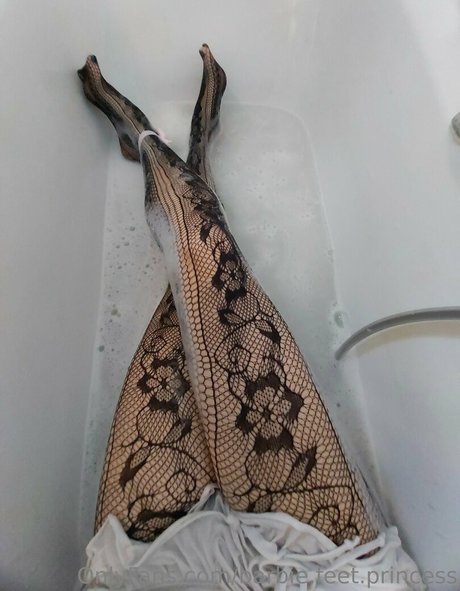 Barbiefeetprincess