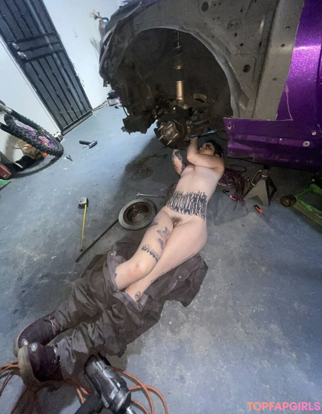 Foto desnuda filtrada de OnlyFans de Minitruckmommy #310 Foto desnuda filtrada de OnlyFans de Minitruckmommy #310