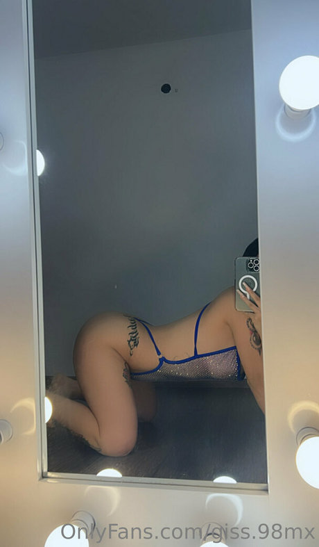 Foto desnuda filtrada de OnlyFans de Gisell Carolina