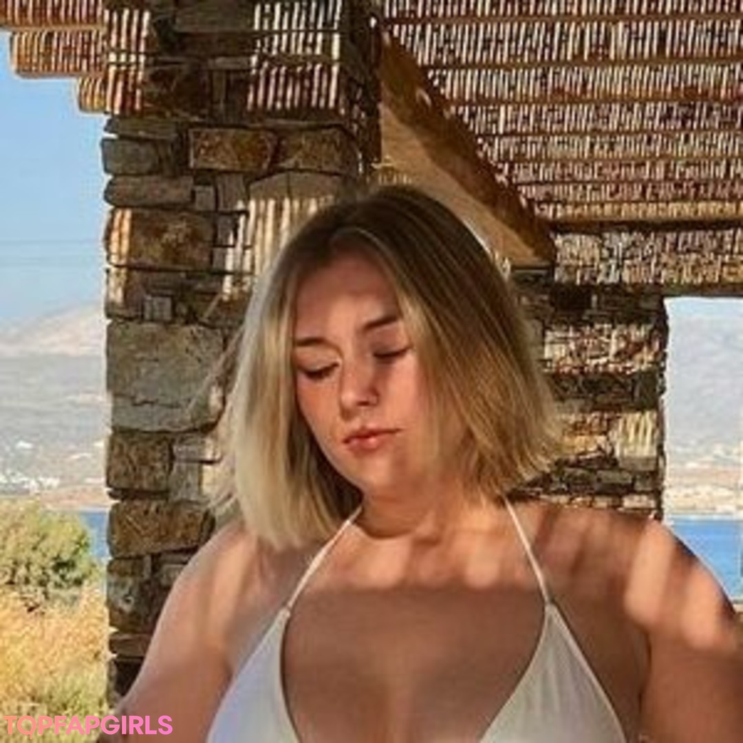 Foto desnuda filtrada de OnlyFans de Barbiegotthicc #9 Foto desnuda filtrada de OnlyFans de Barbiegotthicc #9