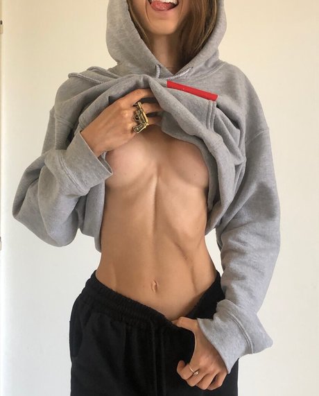 Foto desnuda filtrada de OnlyFans de Awaytohealthy