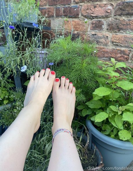 Foto desnuda filtrada de OnlyFans de Fondafeet